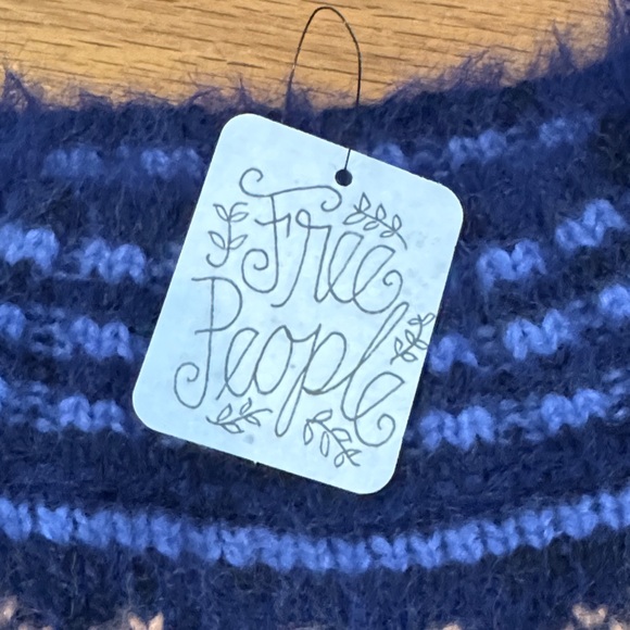 NWT Free People Women’s Multicolor Sweater Sz. XS - Picture 2 of 6